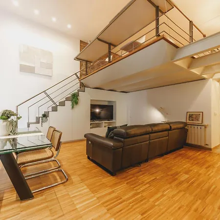 Bravissimo Cort Reial 15, Monthly * Girona