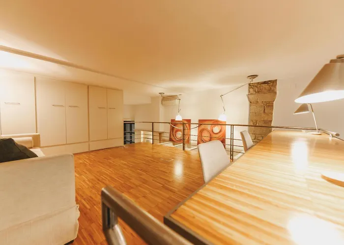 Bravissimo Cort Reial 15, Monthly Girona