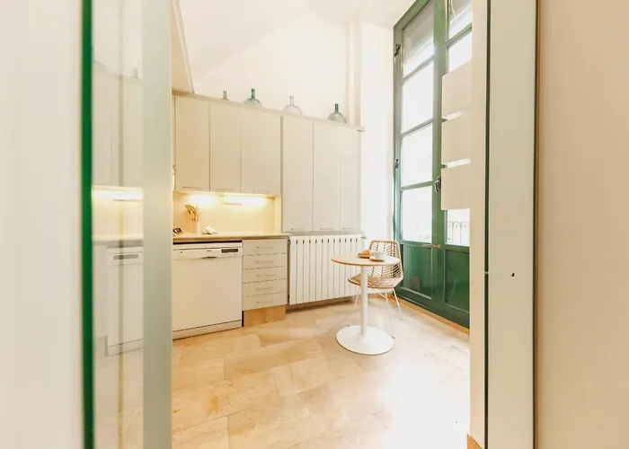 Bravissimo Cort Reial 15, Monthly Appartamento Girona