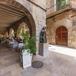 Apartment Bravissimo Cort Reial 15, Monthly Girona