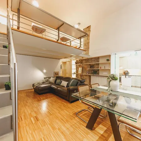 Bravissimo Cort Reial 15, Monthly *