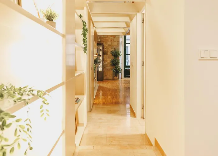 Bravissimo Cort Reial 15, Monthly Apartment