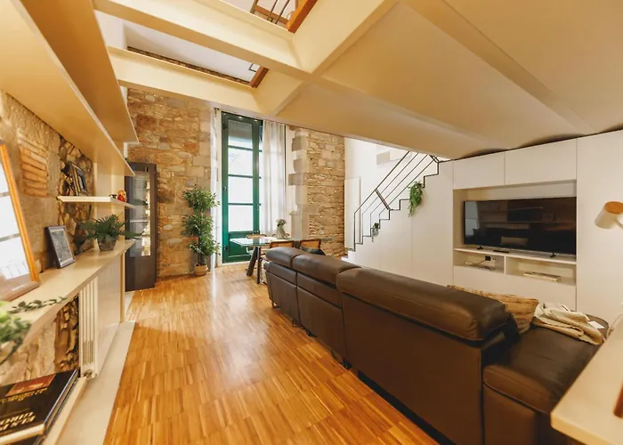 Apartment Bravissimo Cort Reial 15, Monthly *