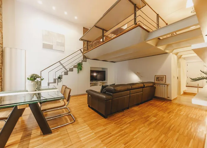 Bravissimo Cort Reial 15, Monthly * Girona