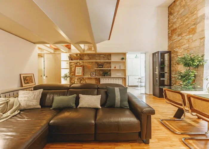 Bravissimo Cort Reial 15, Monthly * Girona